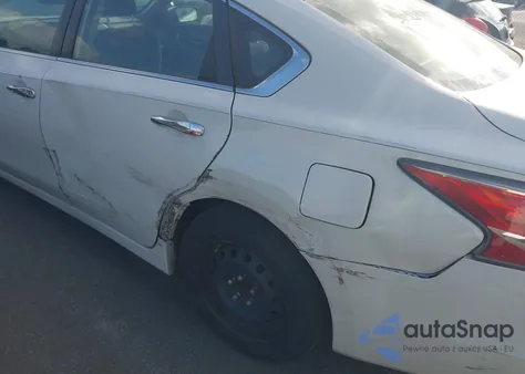 2015 Nissan Altima 2.5 S from USA, damaged, VIN 1N4AL3AP7FN307255